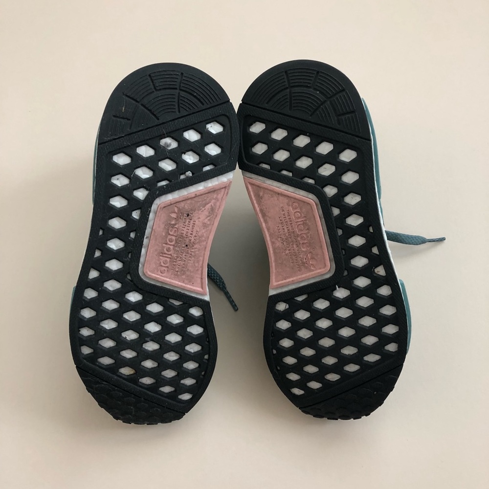 Adidas NMD R1 - Picture 2 of 4
